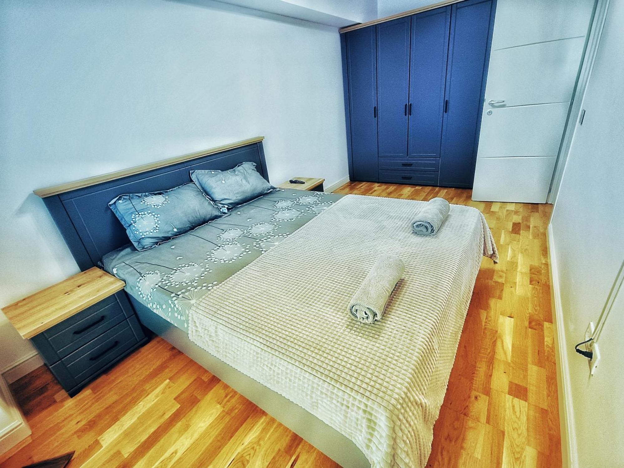 Super Apartments Near Airport With Shop & Free Parking Iasi Exterior foto